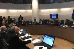 Proposition de loi PS contre le RN : débat sur la Constitution